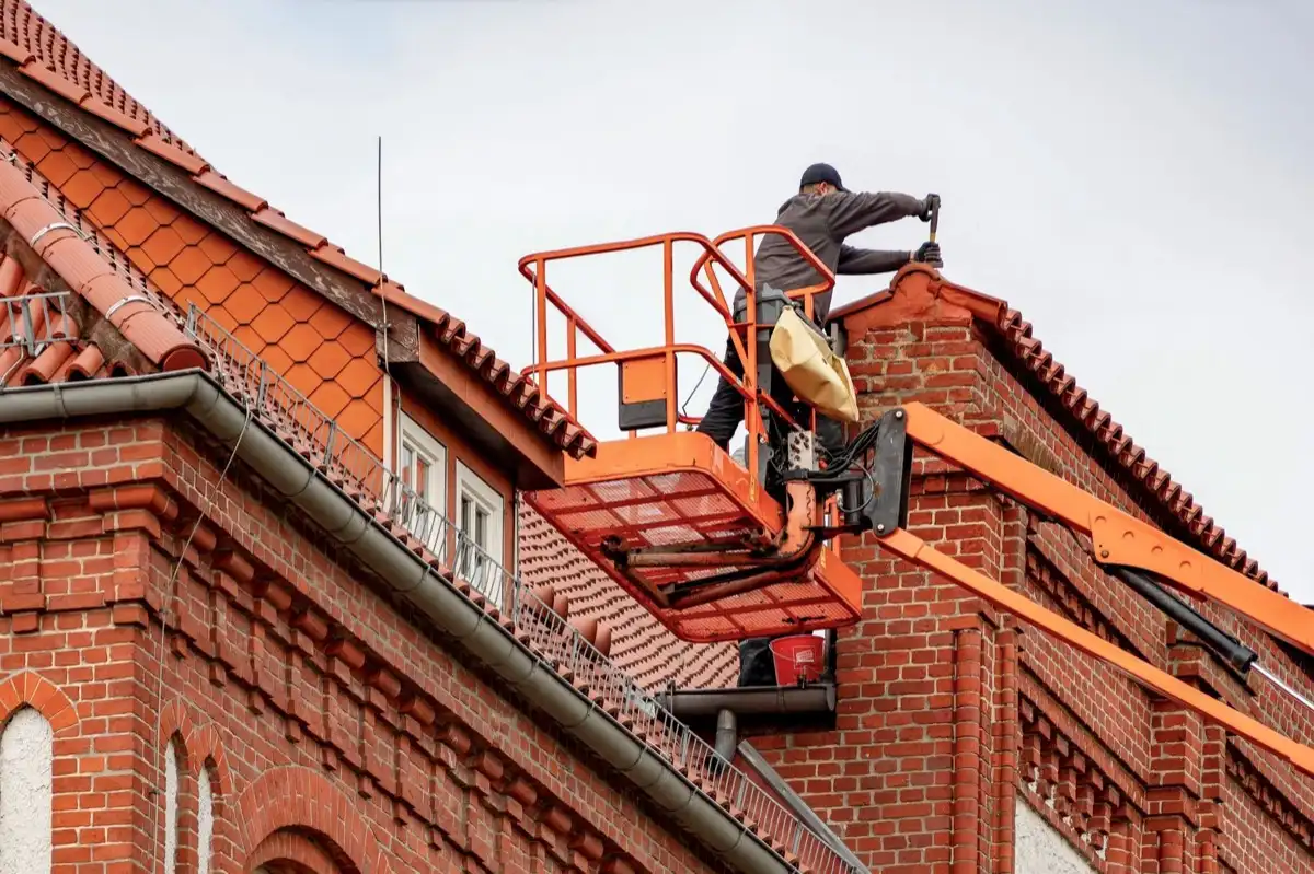 Commercial roofing services in Bartlett, IL